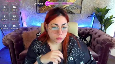 Snapshot of amazonkastar chatting on December 4, 7:17 am Ellie online show from December 4, 7:17 am