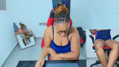  AMBAR  online show from January 14, 10:37 pm