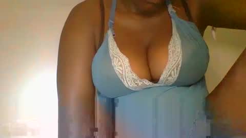 Mia online show from January 11, 7:16 pm