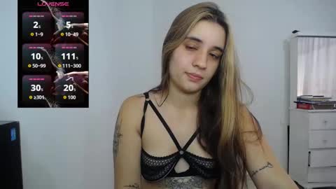 Snapshot of ambar_lynn chatting on October 18, 7:15 pm mbar online show from October 18, 7:15 pm