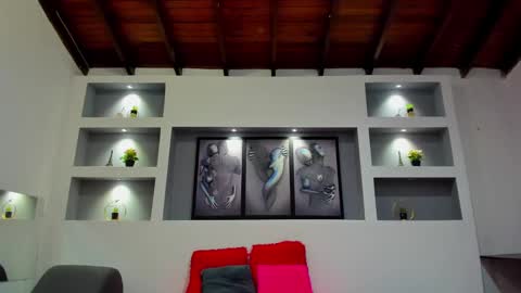 Snapshot of ambar_sex10 chatting on January 17, 12:10 pm Ambar online show from January 17, 12:10 pm
