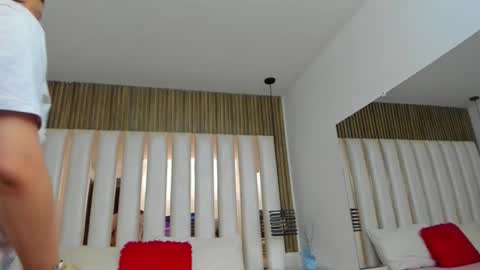 AmbarGills online show from January 9, 6:01 pm