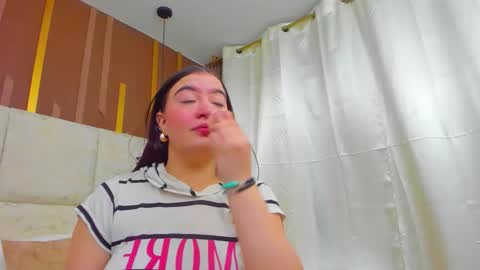 AmbarGills online show from April 13, 1:56 pm