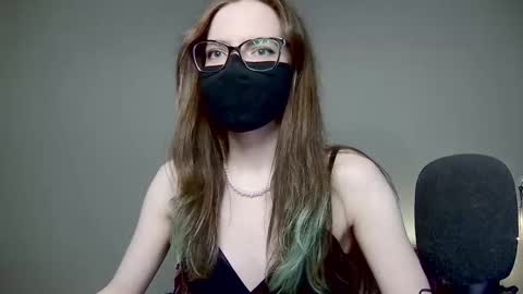 Amber non-nude model online show from November 29, 1:31 am