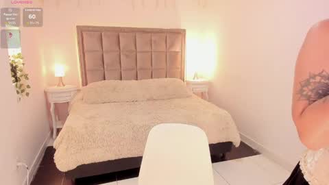 amber_ink online show from April 1, 8:17 pm