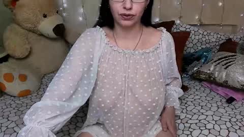 Amber online show from February 14, 9:11 am