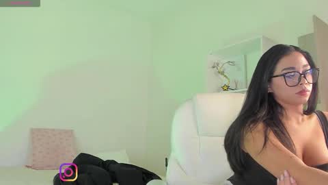 Amber online show from December 3, 12:40 pm