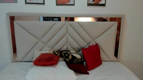 amberqueenx1 online show from February 3, 12:10 pm