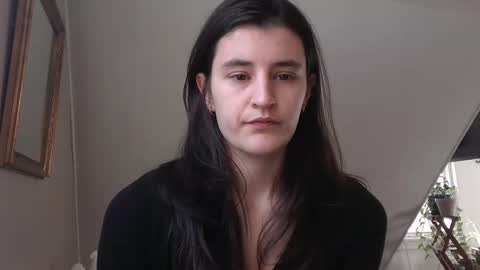 Amelia 3 3 3 online show from February 4, 8:28 pm