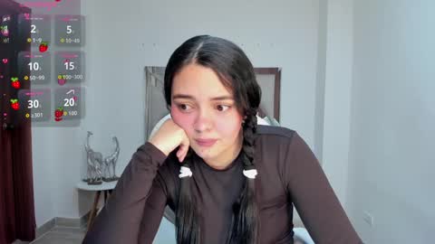 Snapshot of amelia_cheerry chatting on October 1, 11:26 am amelia online show from October 1, 11:26 am