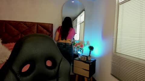 Snapshot of amelia_fry chatting on October 13, 2:09 pm amelia_fry online show from October 13, 2:09 pm