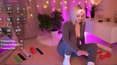  Amelia  online show from March 3, 7:25 am