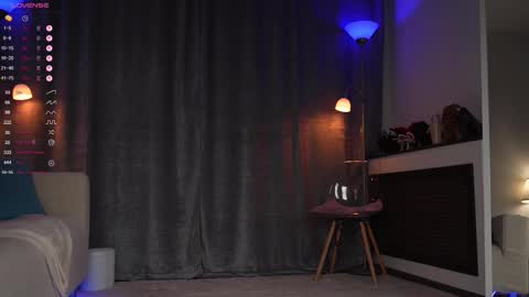 Amy  online show from September 12, 1:50 am