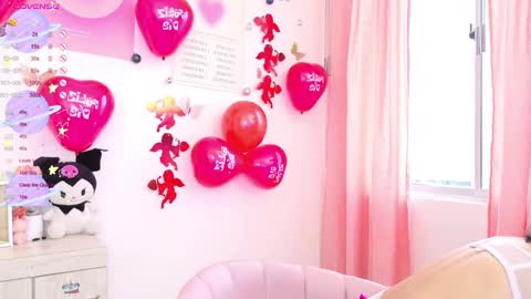 Snapshot of amicuper chatting on February 13, 4:07 pm Amy online show from February 13, 4:07 pm