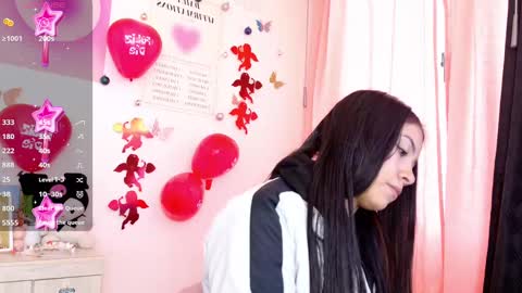 Snapshot of amicuper chatting on February 22, 4:37 pm Amy online show from February 22, 4:37 pm