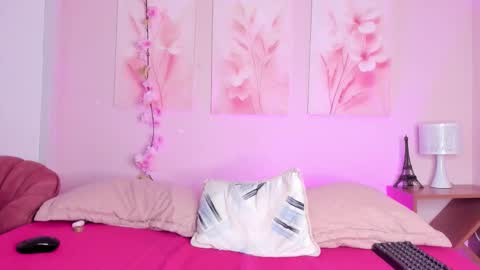 AmiiClark  online show from February 26, 7:24 pm