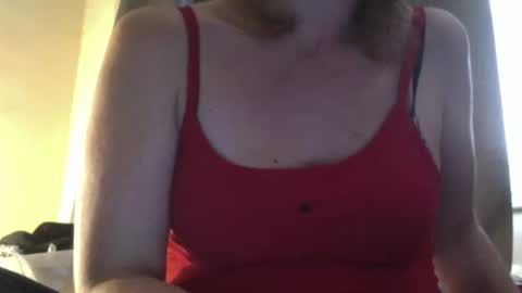 Snapshot of amileamariestar chatting on December 28, 7:43 pm amileamariestar online show from December 28, 7:43 pm