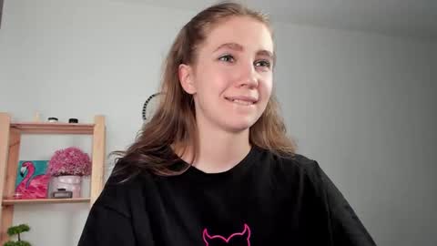 Emily online show from June 3, 5:52 am