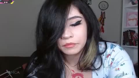 amilust online show from November 22, 7:05 pm