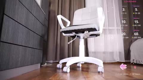 Amina Next stream 161124 in 1800  UTC3 online show from December 19, 3:15 pm