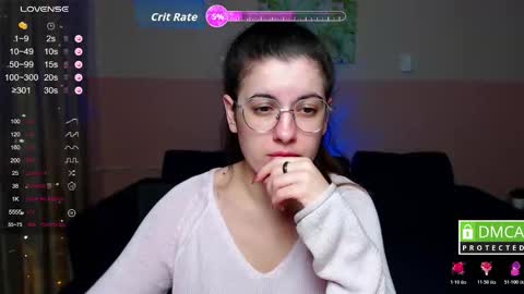 Amina online show from December 5, 12:28 pm