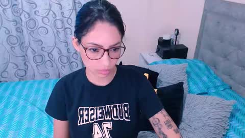 Snapshot of ammanda_ chatting on March 6, 2:19 am diana online show from March 6, 2:19 am