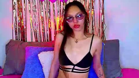 Snapshot of ammeliejoy chatting on September 24, 1:04 am Ammelie online show from September 24, 1:04 am