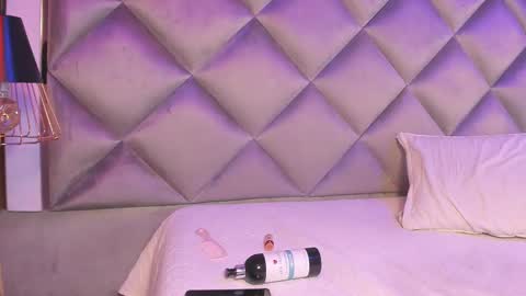 Snapshot of ammy_durand chatting on February 26, 5:35 am ammy durand online show from February 26, 5:35 am