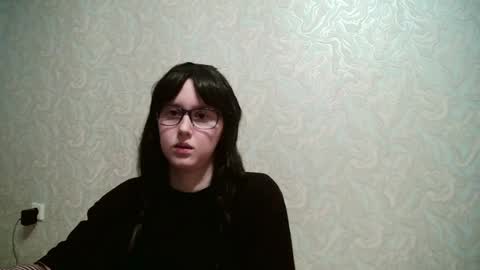 Amomira online show from April 19, 1:00 pm