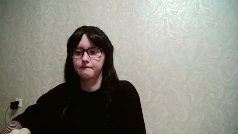 Amomira honeyx online show from April 13, 1:29 am