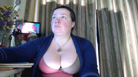 amorelara online show from January 12, 10:53 am