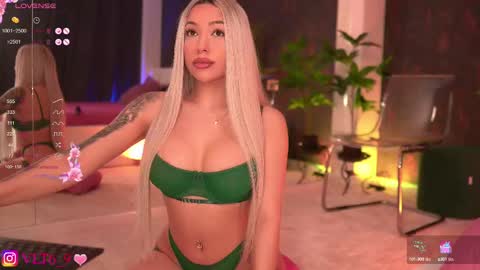    -------------   online show from February 25, 10:42 pm