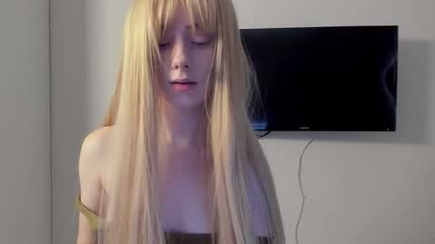 amy1_1 online show from October 4, 6:19 am