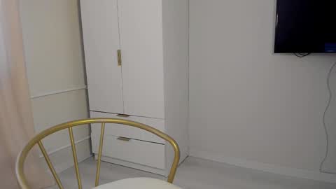 amy1_1 online show from September 20, 6:45 am