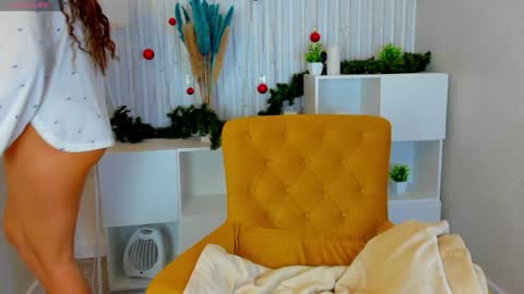 Snapshot of amy__wood chatting on January 3, 1:27 am AmyGMT 2 Mon-Sun 0300am-0900am online show from January 3, 1:27 am