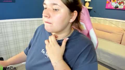Snapshot of amy__wood chatting on September 14, 8:12 am AmyGMT 2 Mon-Sun 0300am-0900am online show from September 14, 8:12 am