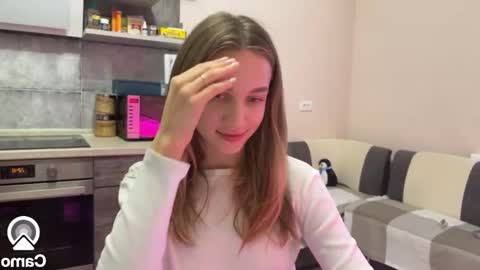 Snapshot of amy_chill chatting on December 19, 7:51 am Amy Chill online show from December 19, 7:51 am