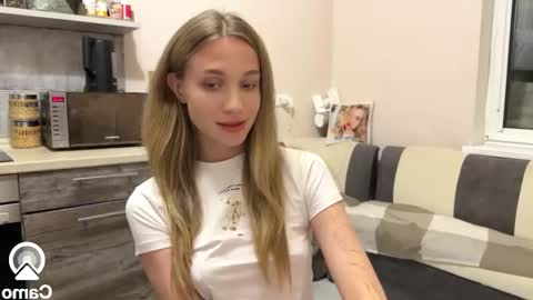 Snapshot of amy_chill chatting on September 30, 5:18 pm Amy Chill online show from September 30, 5:18 pm