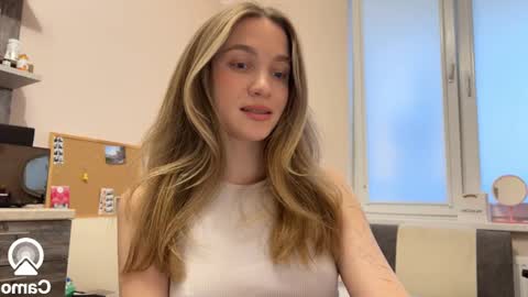 Snapshot of amy_chill chatting on February 20, 3:08 pm Amy Chill online show from February 20, 3:08 pm