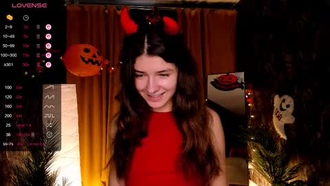 Amy online show from October 31, 9:02 am