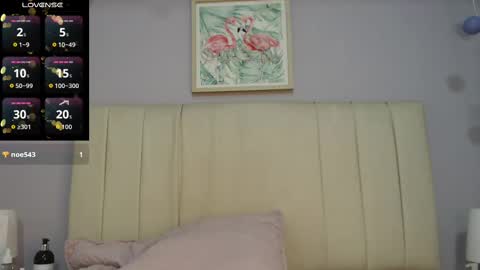 Snapshot of amy_le chatting on September 10, 1:44 pm Amy online show from September 10, 1:44 pm