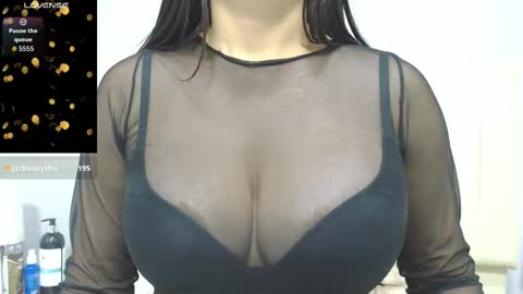 Snapshot of amy_le chatting on September 24, 2:16 pm Amy online show from September 24, 2:16 pm