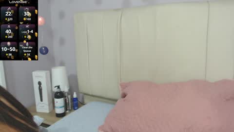 Snapshot of amy_le chatting on January 15, 1:52 pm Amy online show from January 15, 1:52 pm