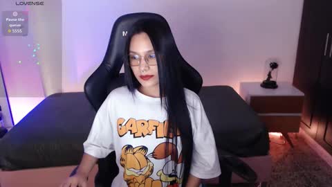 Mia Cristancho online show from December 3, 7:27 pm