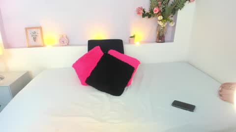 My name is AMY... Nice to meet you  thumb up me please its important online show from December 9, 4:05 pm