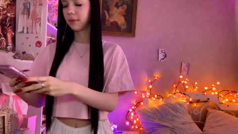 Milou online show from October 26, 12:44 pm