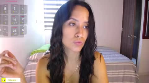 Jenn  online show from January 17, 2:57 pm