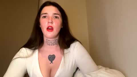 Amyyyoxxo online show from March 2, 8:03 pm