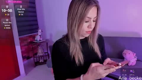 Ana online show from November 11, 9:06 am