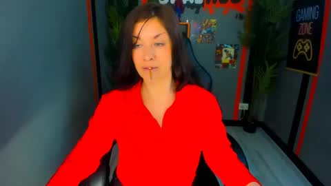 Ana online show from April 16, 10:04 am